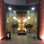 杜特里滕佩斯塔酒店 酒店 3*