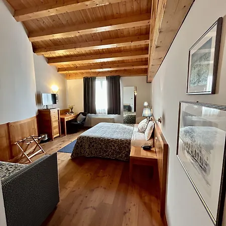 Due Torri Tempesta Otel