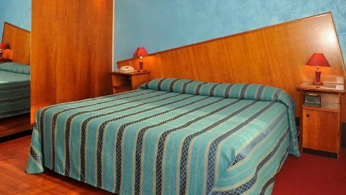 ホテル Due Torri Tempesta 3*