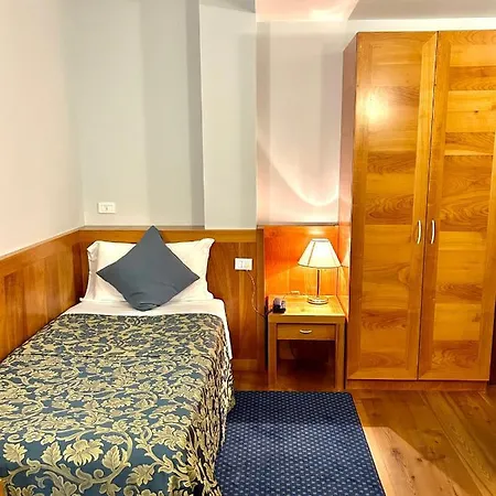 ホテル Due Torri Tempesta