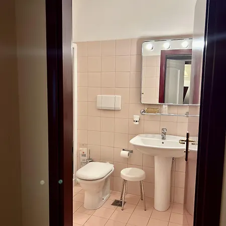 Due Torri Tempesta ホテル